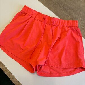 Hotty Hot Lululemon Midrise Short - Unlined